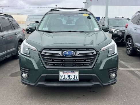 Used 2023 Subaru Forester Limited w/ Popular Package #2 AWD/4WD image 3