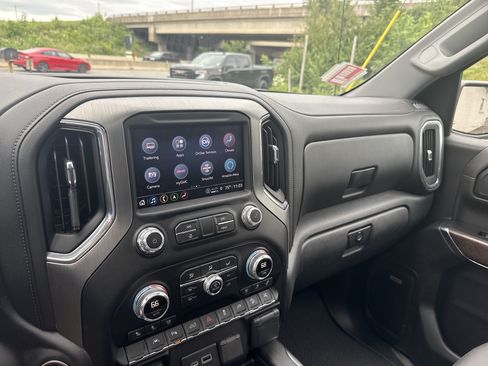 Used 2022 GMC Sierra 1500 Denali w/ Denali Reserve Package AWD/4WD image 23