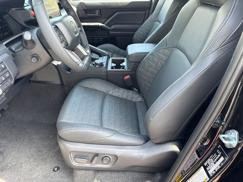 New 2026 Toyota 4Runner TRD Off-Road Premium AWD/4WD image 22