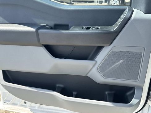New 2025 Ford F350 XL w/ XL Chrome Package image 19