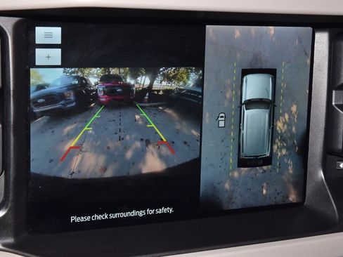 Used 2023 Ford Bronco Wildtrak image 30