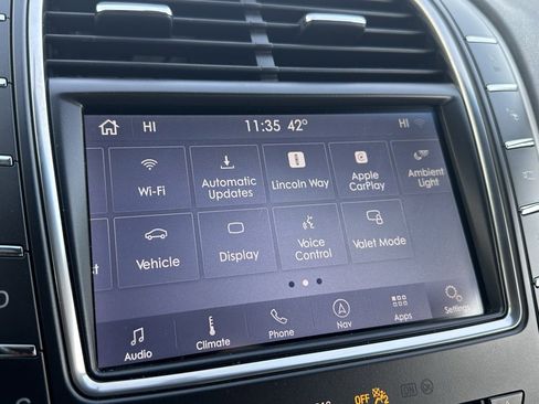 Used 2020 Lincoln Nautilus Reserve w/ Equipment Group 202A image 37