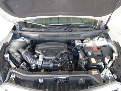 Used 2022 Cadillac XT5 Premium Luxury w/ LPO, Floor Liner Package image 30