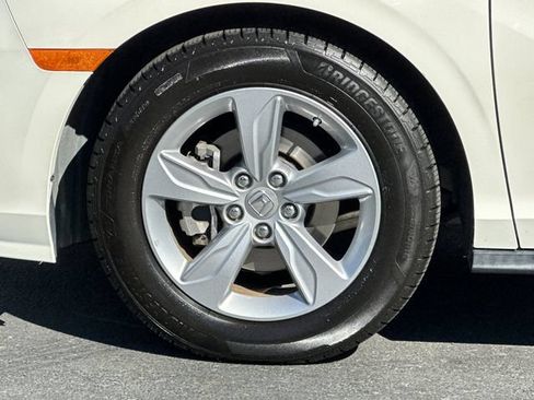 Used 2018 Honda Odyssey EX-L image 27