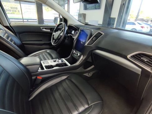 Used 2022 Ford Edge SEL image 15