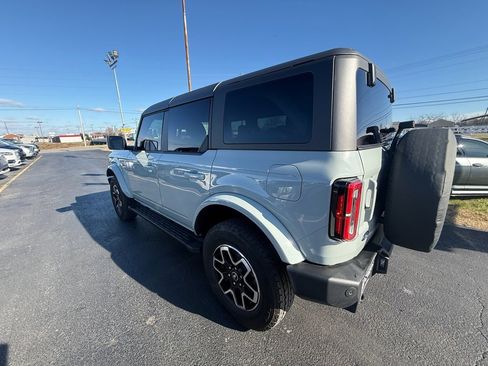 Used 2024 Ford Bronco Outer Banks image 5