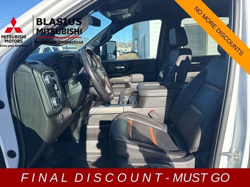 Used 2022 GMC Sierra 3500 AT4 w/ Gooseneck/5TH Wheel Package image 11