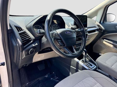 Used 2019 Ford EcoSport SE w/ SE Convenience Package FWD image 9