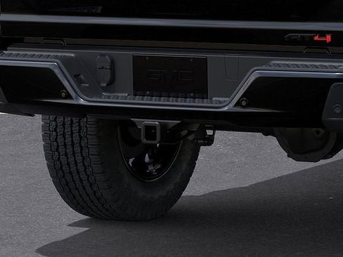 New 2026 GMC Canyon AT4 w/ Technology Plus Package AWD/4WD image 14