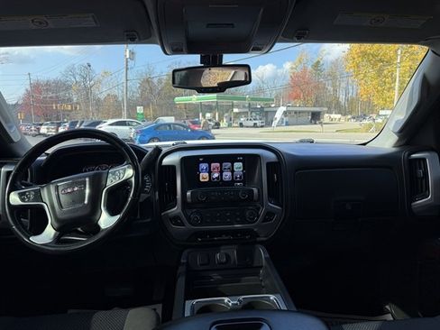 Used 2017 GMC Sierra 2500 SLE image 44