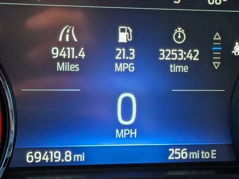 Used 2021 Ford Explorer XLT w/ Equipment Group 202A image 5