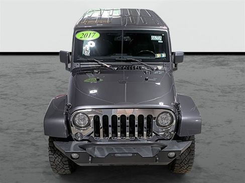 Used 2017 Jeep Wrangler Unlimited Sahara w/ Trailer Tow Group AWD/4WD image 6