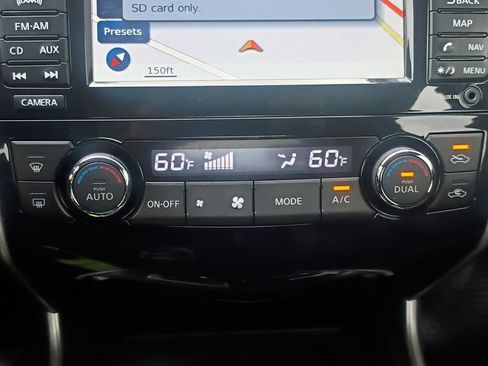 Used 2013 Nissan Altima 3.5 SL w/ Technology Pkg image 4