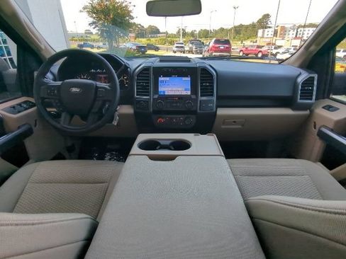 Used 2019 Ford F150 XLT w/ Equipment Group 302A Luxury AWD/4WD image 20
