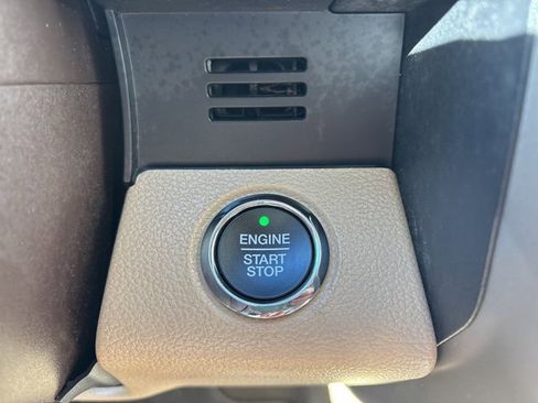 Used 2019 Ford F150 Lariat w/ Equipment Group 502A Luxury image 10