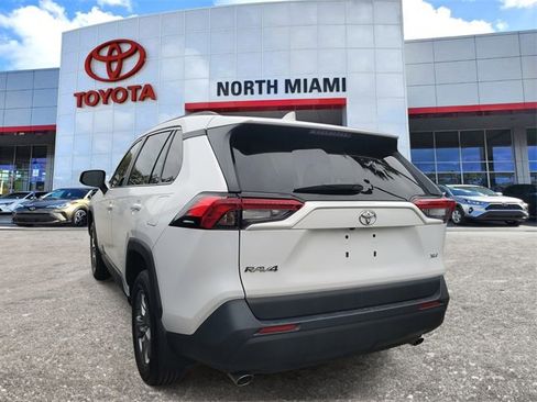 Used 2024 Toyota RAV4 XLE image 3