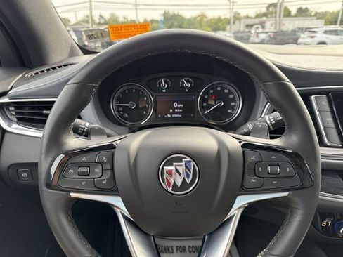 Certified 2023 Buick Enclave Essence image 11