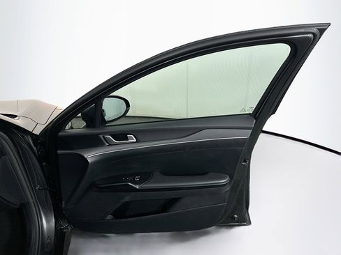 Used 2025 Kia K5 LXS image 30