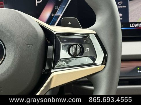 Used 2025 BMW X3 xDrive30i w/ Premium Package image 18