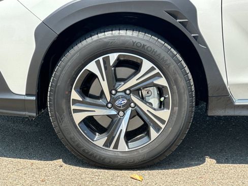 Used 2024 Subaru Crosstrek 2.0i Premium w/ Popular Package #3 AWD/4WD image 35