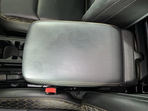 Used 2023 Jeep Wrangler Unlimited Sahara AWD/4WD image 23