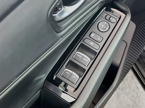 Used 2024 Honda Accord Touring image 16