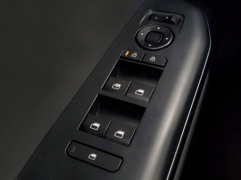 Used 2025 Kia K4 FWD image 15