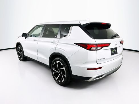 Used 2024 Mitsubishi Outlander SE AWD/4WD image 5