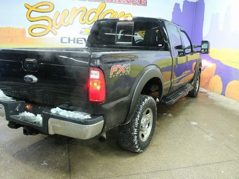 Used 2016 Ford F250 XLT w/ XLT Interior Package image 8