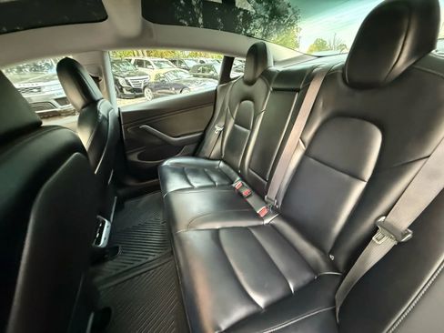 Used 2019 Tesla Model 3 Standard Range Plus RWD image 16