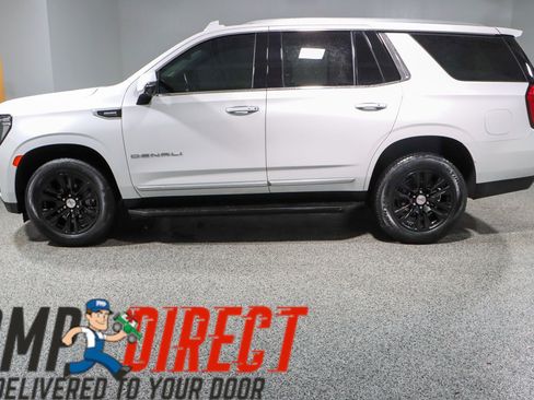 Used 2023 GMC Yukon Denali AWD/4WD image 10
