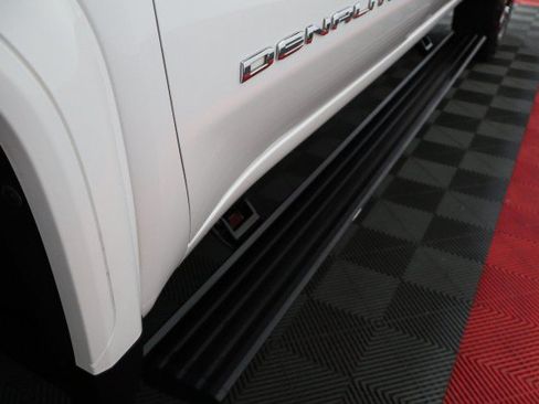 Used 2022 GMC Sierra 2500 Denali AWD/4WD image 28