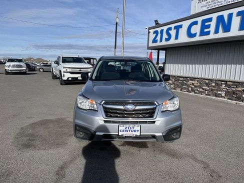 Used 2018 Subaru Forester 2.5i image 2