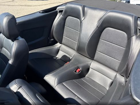 Used 2018 Ford Mustang GT Premium RWD image 7