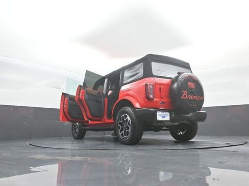 Certified 2024 Ford Bronco Outer Banks AWD/4WD image 44