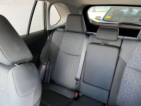 Used 2025 Toyota RAV4 XLE image 39