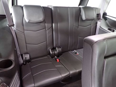 Used 2016 Cadillac Escalade Luxury image 38