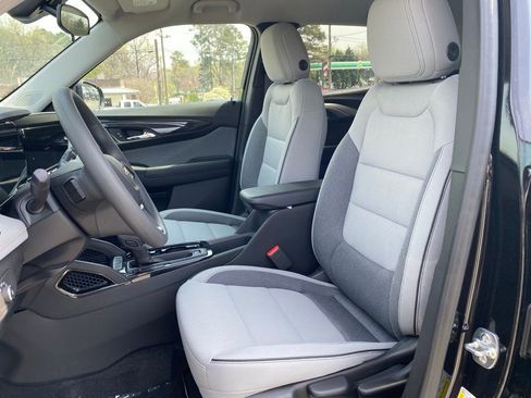 New 2026 Chevrolet TrailBlazer LT w/ LPO, Blackout Package FWD image 10