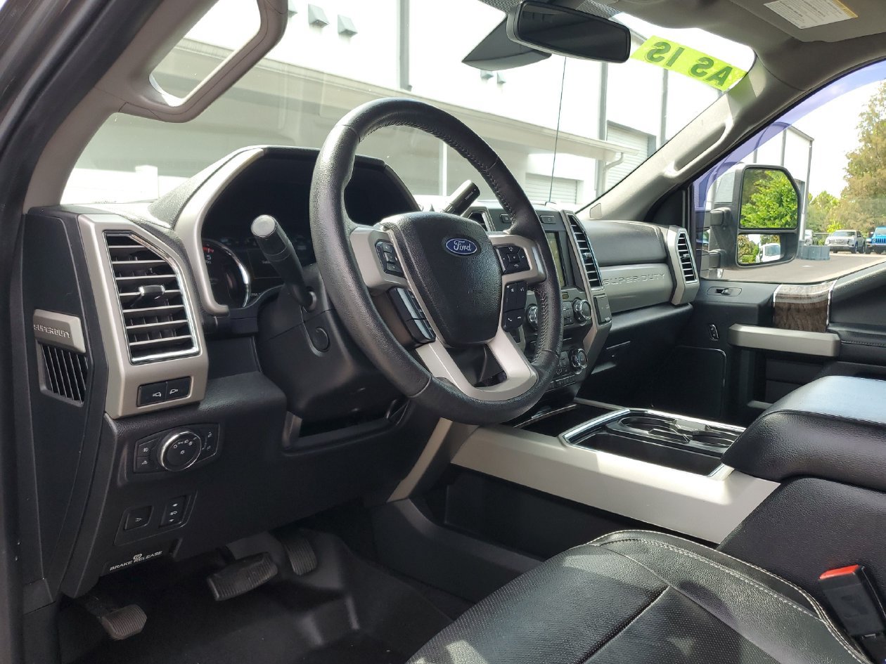 Used 2017 Ford F250 Lariat w/ Lariat Ultimate Package AWD/4WD image 20