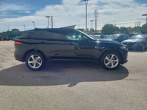 Used 2018 Jaguar F-PACE Premium AWD/4WD image 7