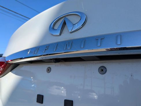 Used 2021 INFINITI Q50 Luxe w/ Seat & Sound Package image 16