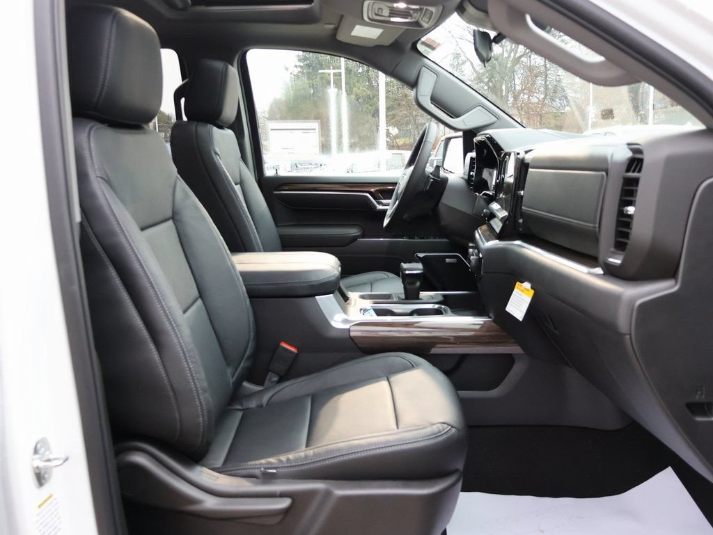 New 2026 Chevrolet Silverado 1500 RST AWD/4WD image 43