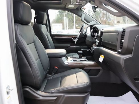 New 2026 Chevrolet Silverado 1500 RST AWD/4WD image 43