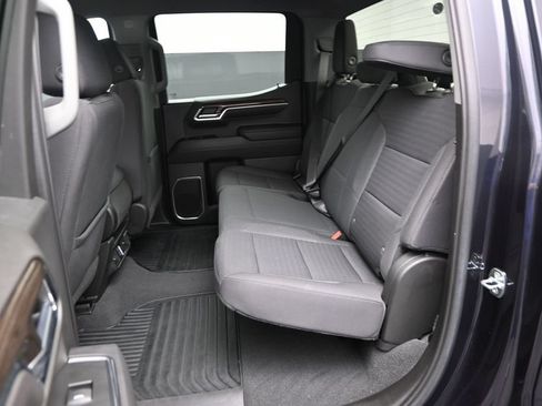 Used 2022 Chevrolet Silverado 1500 LT AWD/4WD image 17