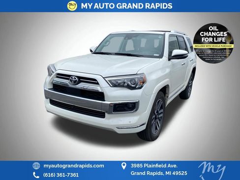 Used 2023 Toyota 4Runner Limited image 3
