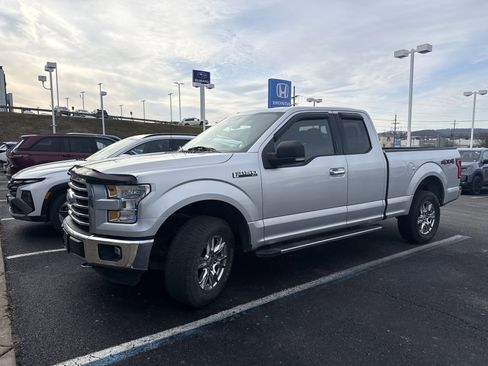 Used 2015 Ford F150 XLT w/ Equipment Group 302A Luxury image 7
