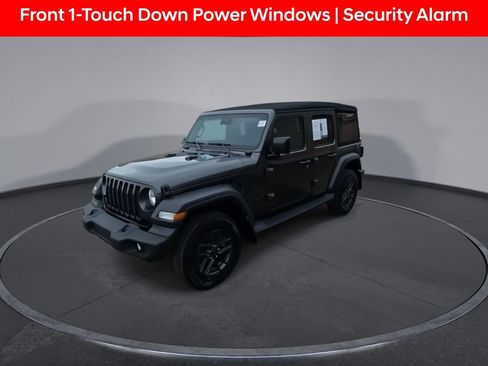 Used 2024 Jeep Wrangler Sport S image 4