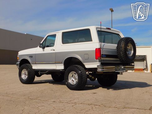 Used 1995 Ford Bronco image 16