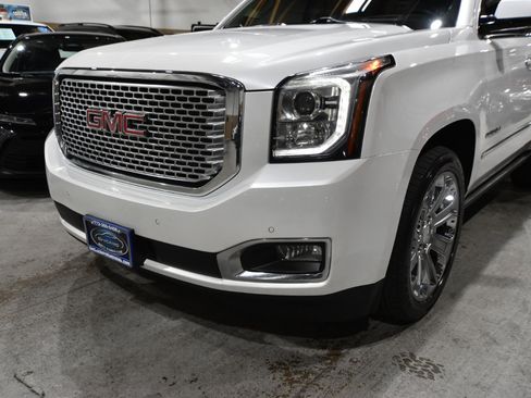 Used 2017 GMC Yukon Denali w/ Open Road Package image 5