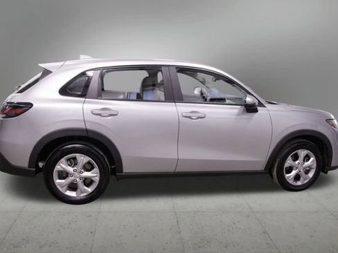 Certified 2024 Honda HR-V LX image 7